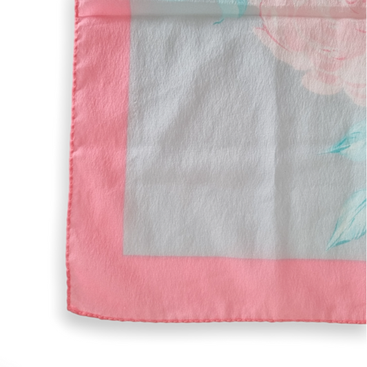 Foulard peint à la main