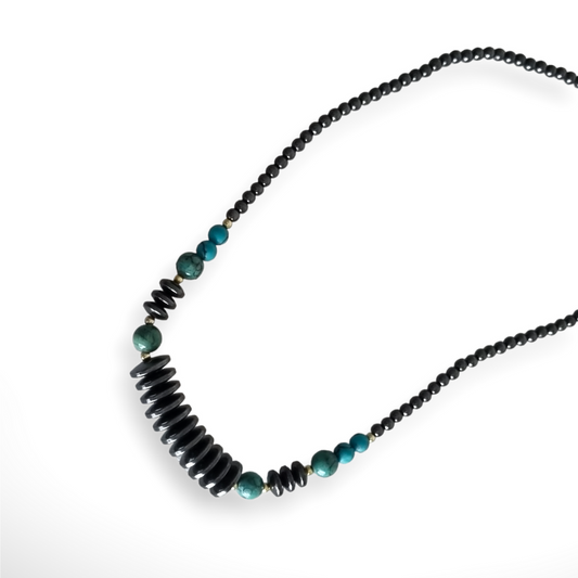 Collier hématite